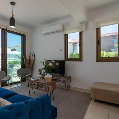 Sea La Vie 3-br In Protaras
